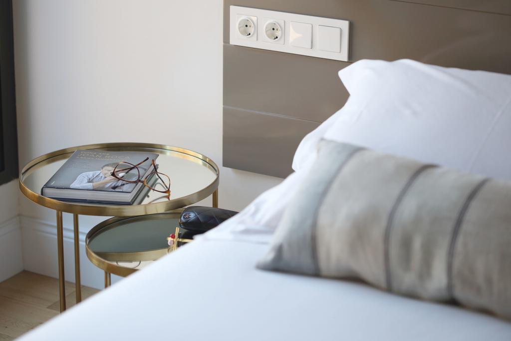 Apartaments Placa Del VI Жерона Екстер'єр фото