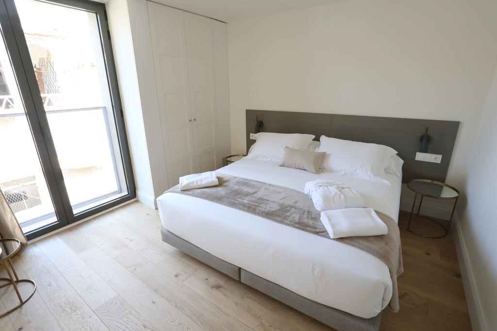 Apartaments Placa Del VI Жерона Екстер'єр фото