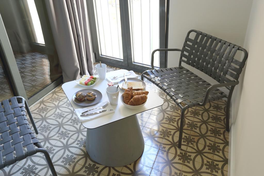 Apartaments Placa Del VI Жерона Екстер'єр фото